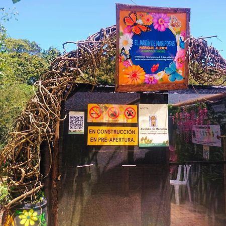 Hospedaje Santaelena -Chalets De Montana- سانتا إيلينا المظهر الخارجي الصورة